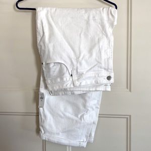 Mid Rise Boyfriend jeans